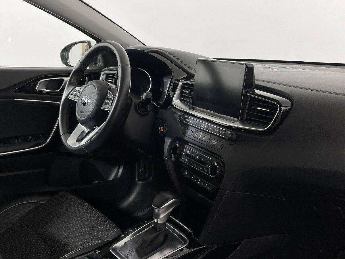 Kia Ceed 2018 года с пробегом. Фото: #8