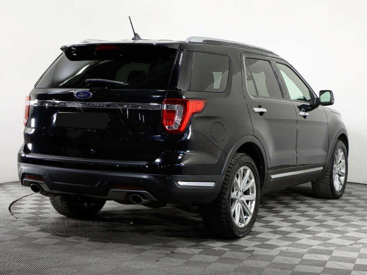 Ford Explorer 2018 года с пробегом. Фото: #3
