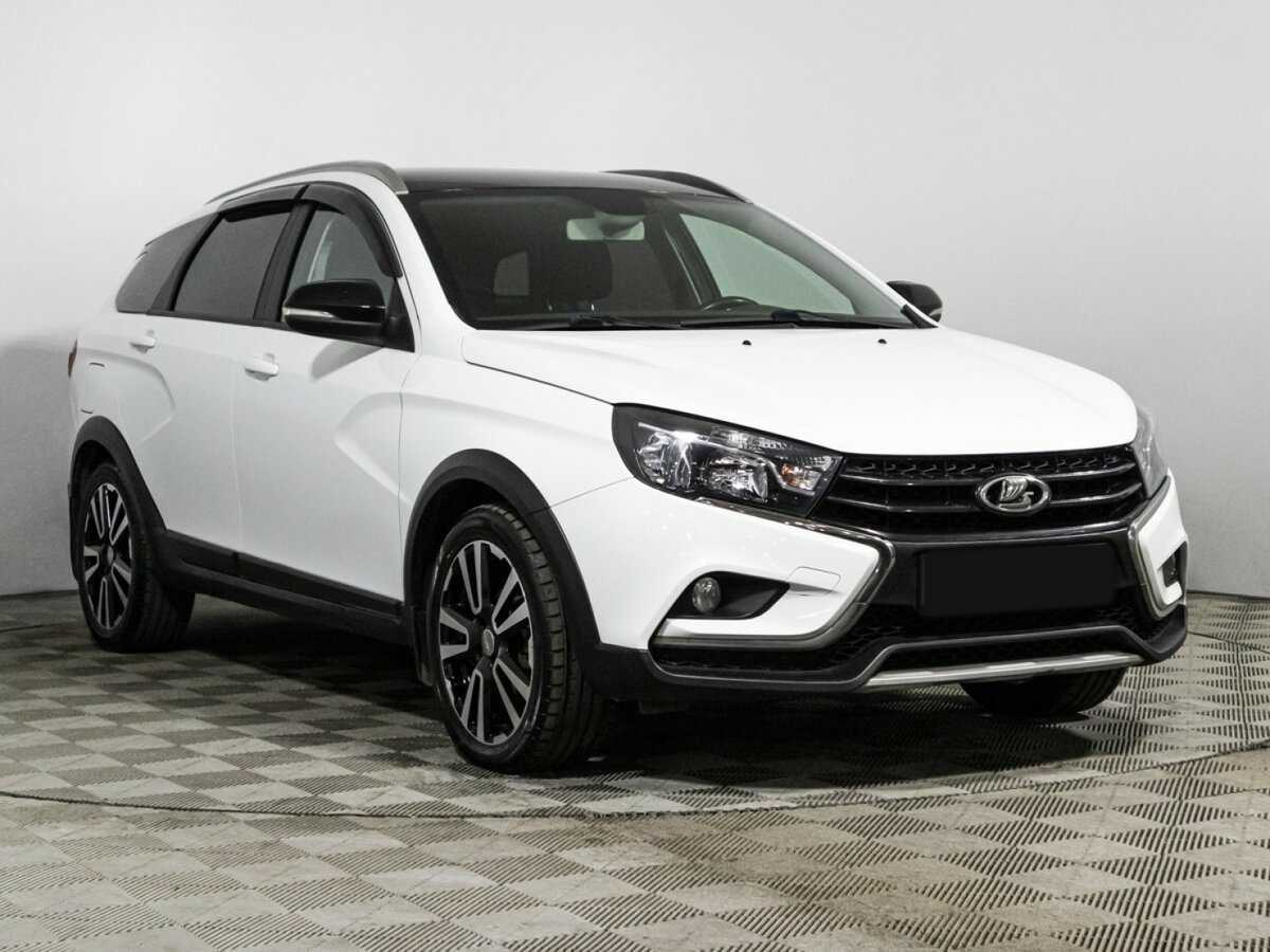 Lada (ВАЗ) Vesta 2018 года с пробегом. Фото: #2