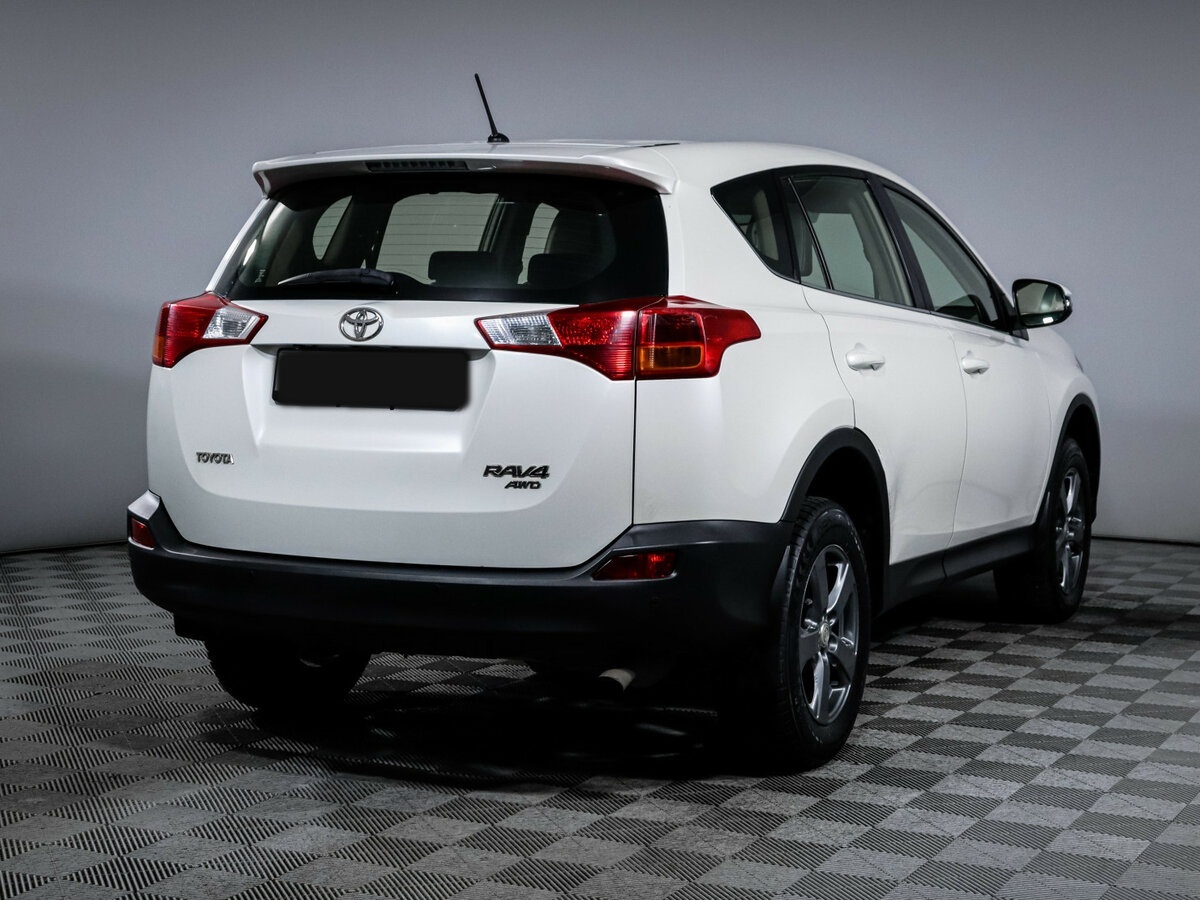 Toyota RAV4 2013 года с пробегом. Фото: #4