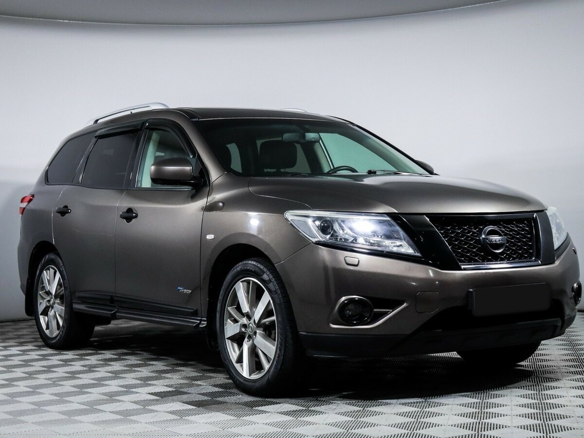 Nissan Pathfinder 2015 года с пробегом. Фото: #2