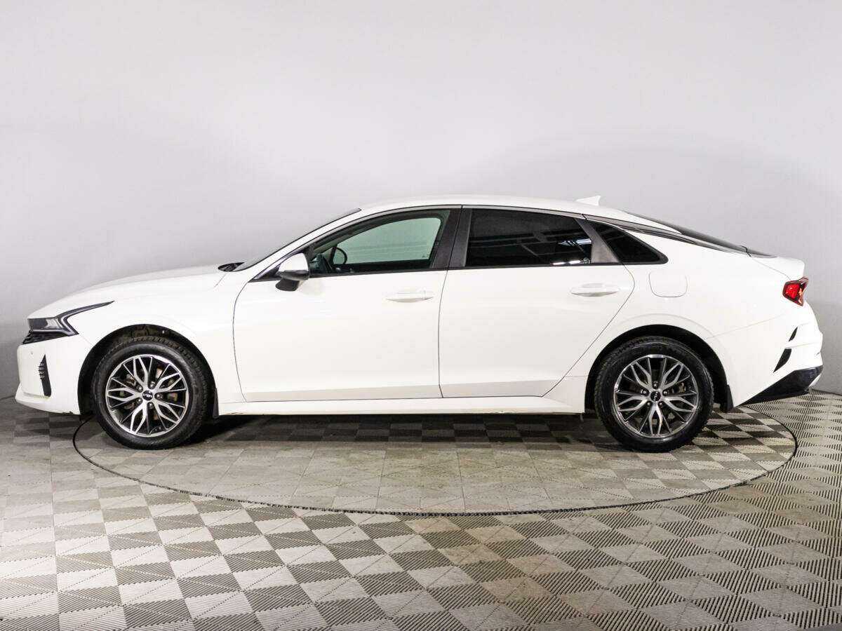 Kia K5 2022 года с пробегом. Фото: #7