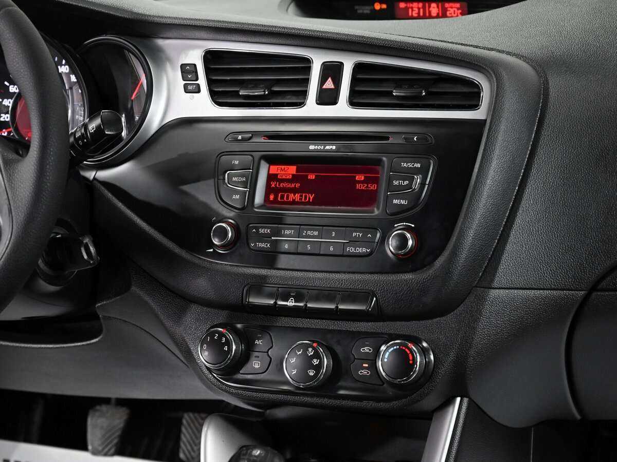 Kia Ceed 2013 года с пробегом. Фото: #9
