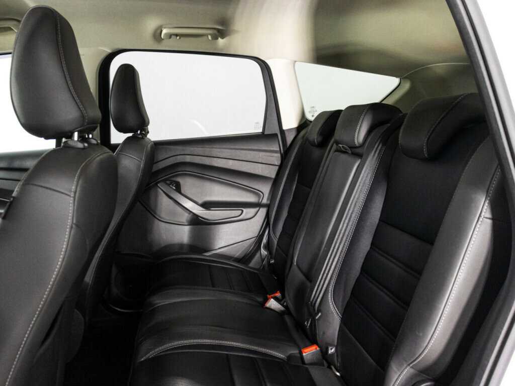 Ford Kuga 2018 года с пробегом. Фото: #9