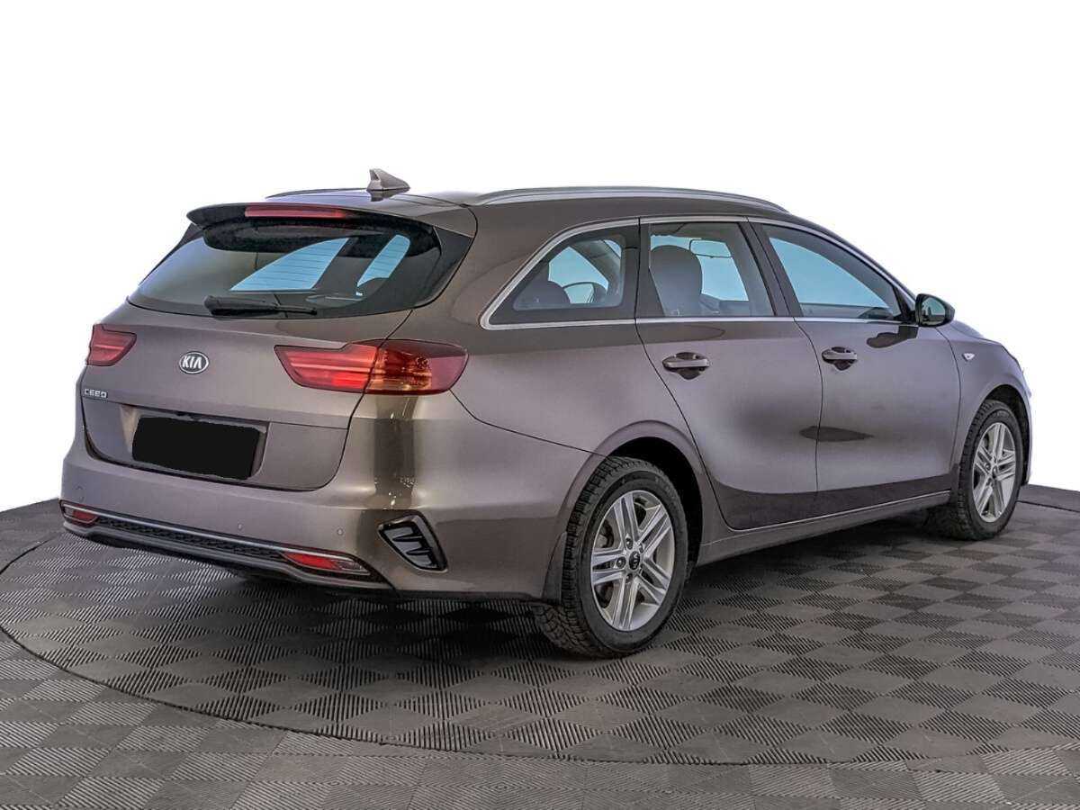 Kia Ceed 2021 года с пробегом. Фото: #4