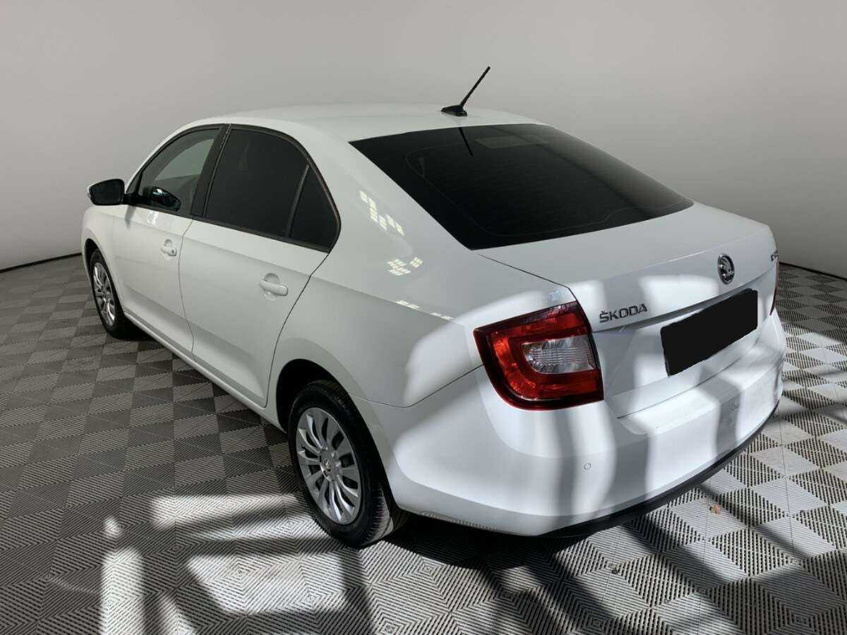 Skoda Rapid 2019 года с пробегом. Фото: #6