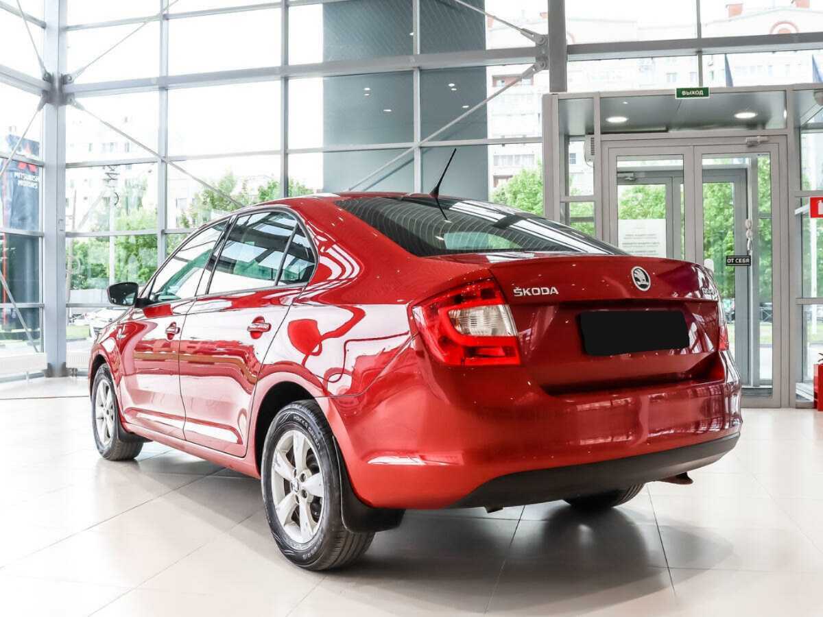Skoda Rapid 2014 года с пробегом. Фото: #6