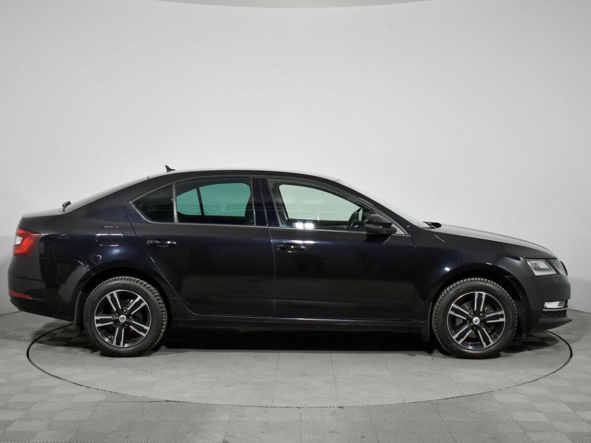 Skoda Octavia 2019 года с пробегом. Фото: #3