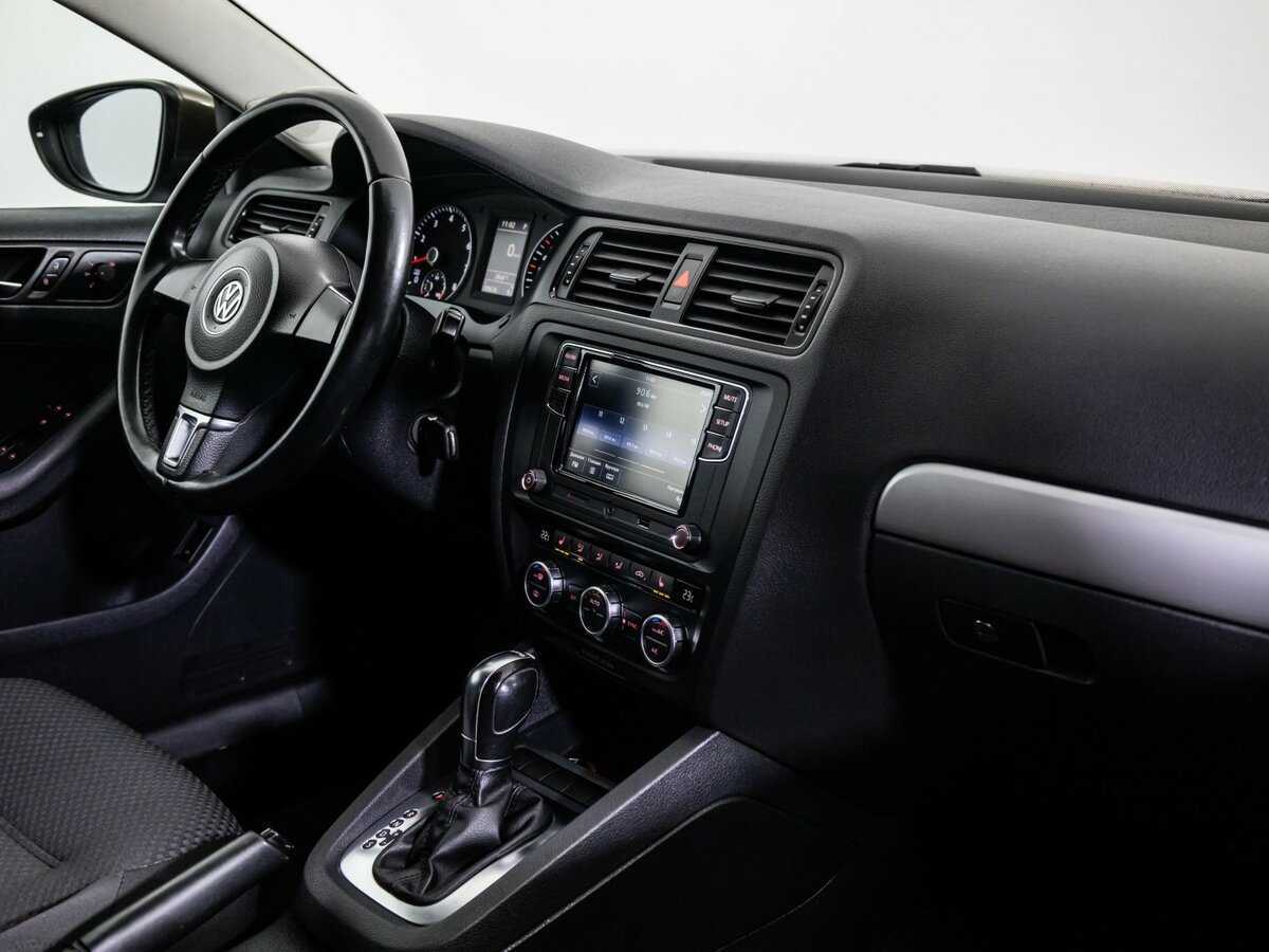 Volkswagen Jetta 2012 года с пробегом. Фото: #18