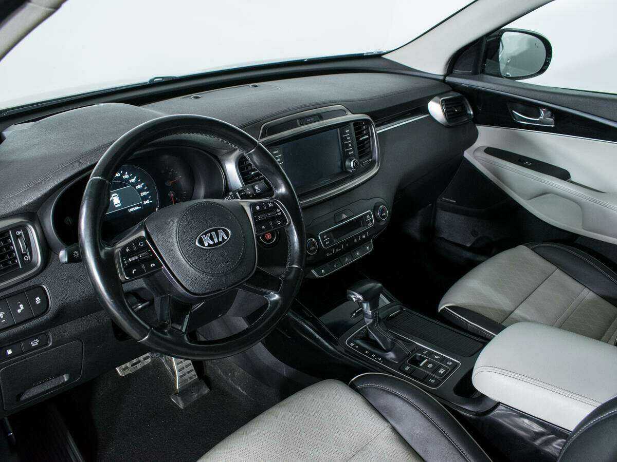 Kia Sorento 2018 года с пробегом. Фото: #12