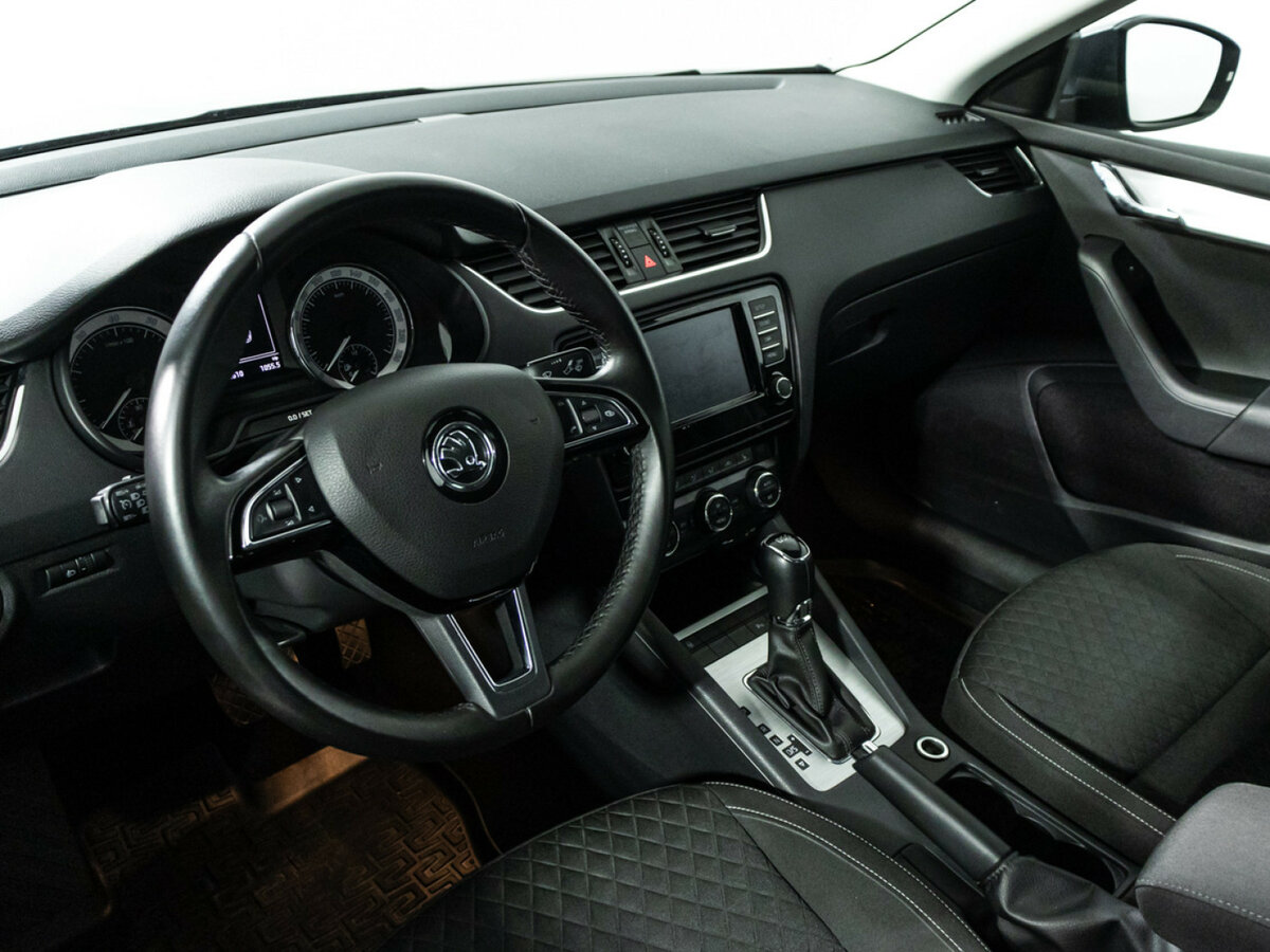 Skoda Octavia 2016 года с пробегом. Фото: #10