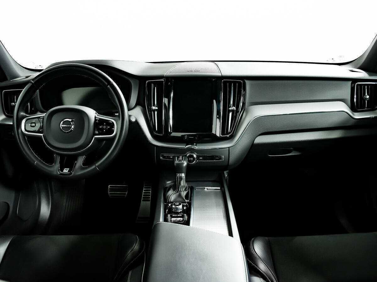 Volvo XC60 2019 года с пробегом. Фото: #10