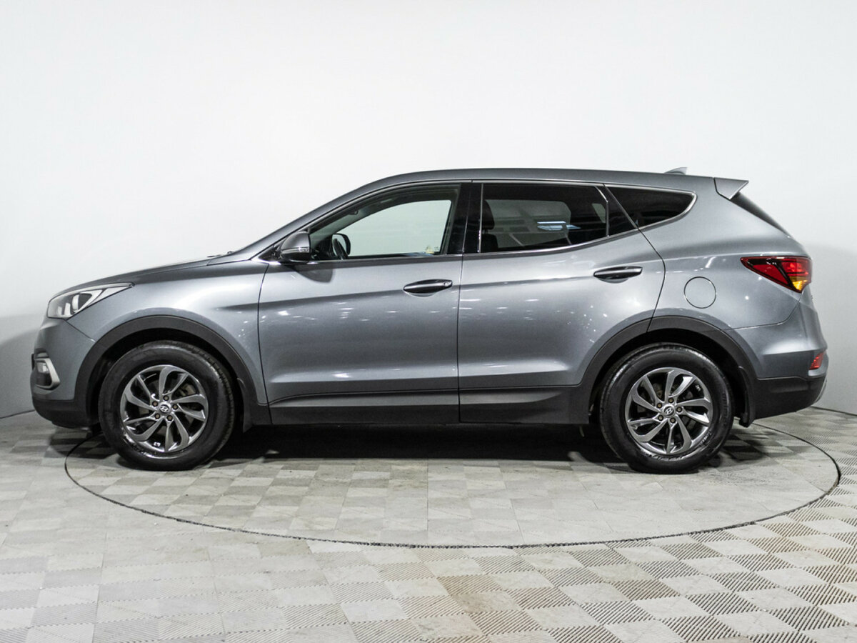 Hyundai Santa Fe 2017 года с пробегом. Фото: #5