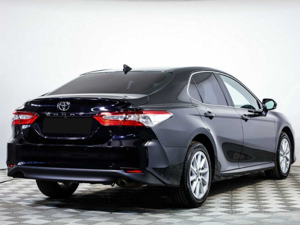 Toyota Camry 2022 года с пробегом. Фото: #3