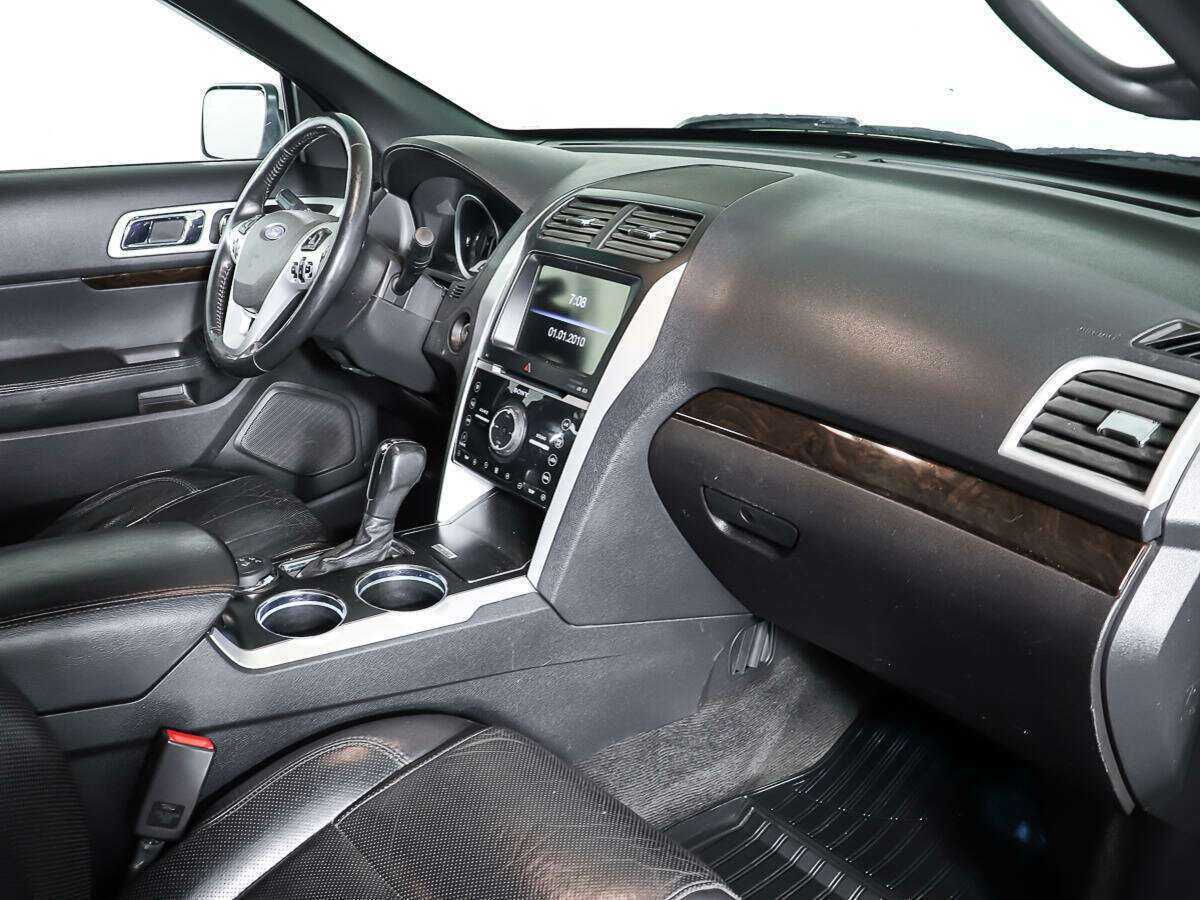 Ford Explorer 2012 года с пробегом. Фото: #10