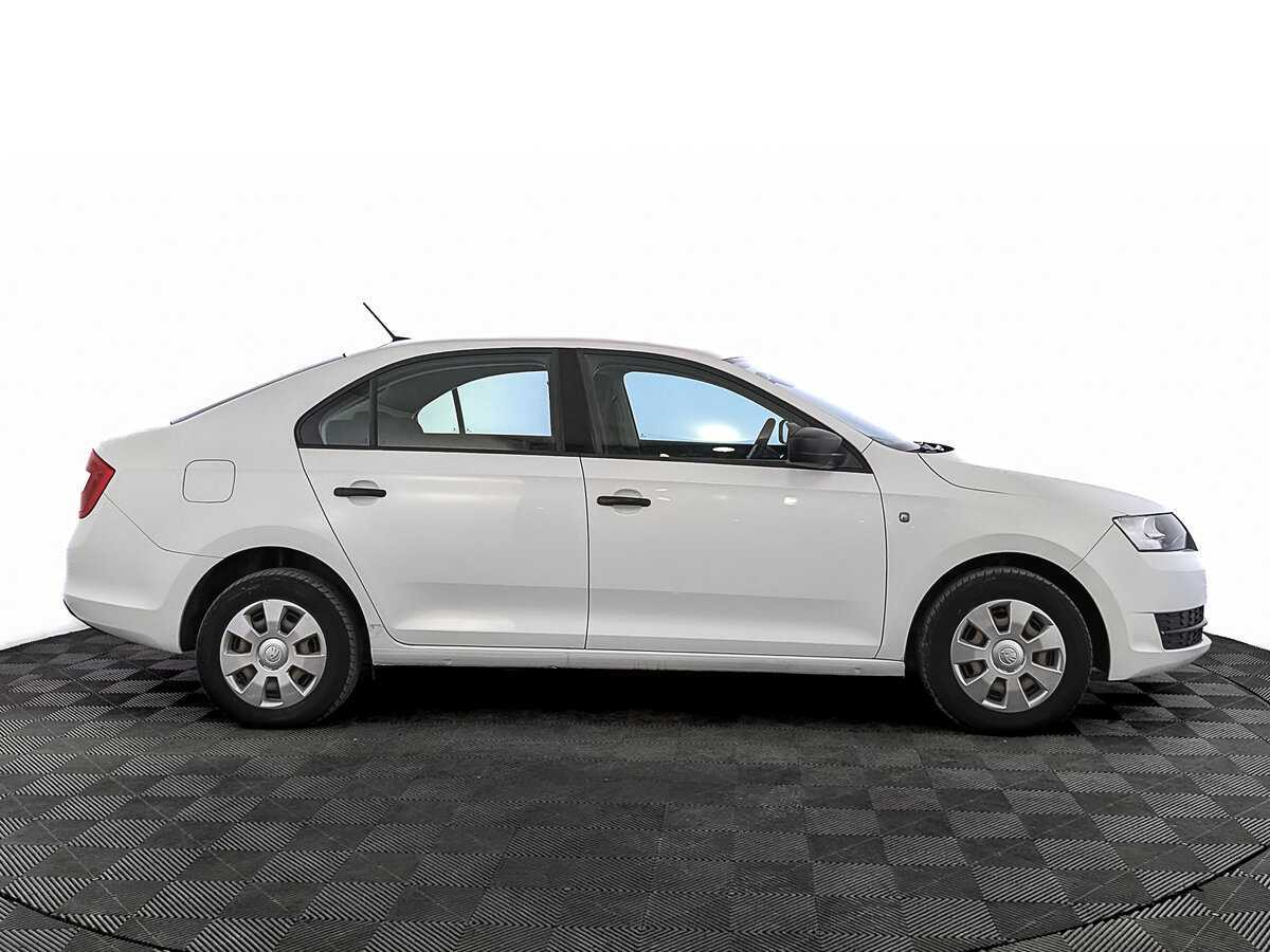 Skoda Rapid 2017 года с пробегом. Фото: #3
