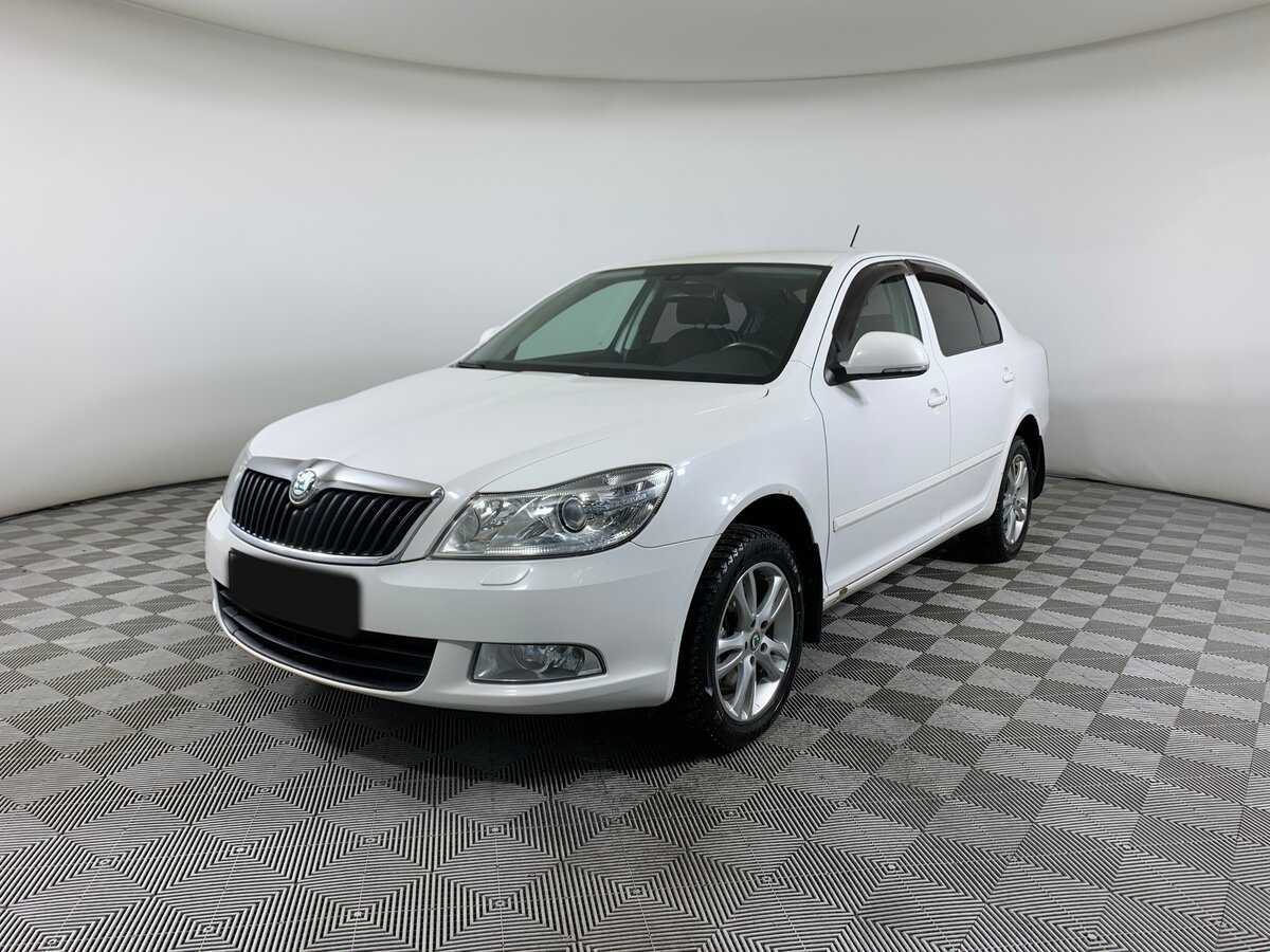Skoda Octavia 2012 года с пробегом. Посмотреть фото