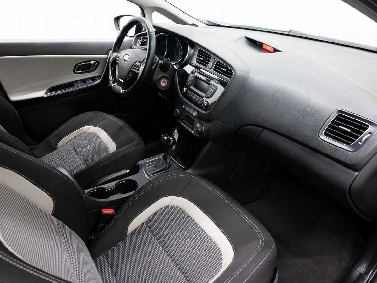 Kia Ceed 2013 года с пробегом. Фото: #10