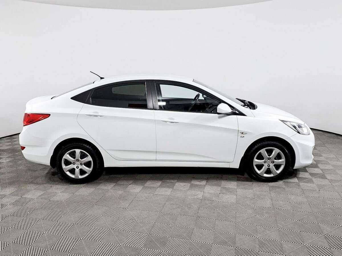 Hyundai Solaris 2013 года с пробегом. Фото: #3