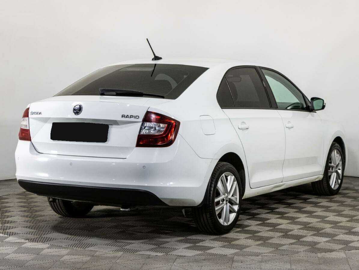 Skoda Rapid 2017 года с пробегом. Фото: #3