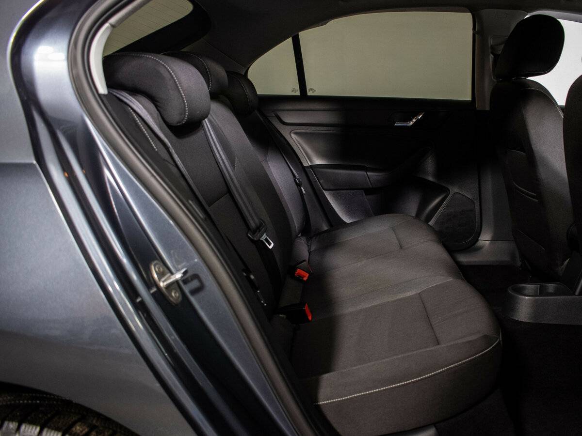 Skoda Rapid 2014 года с пробегом. Фото: #7