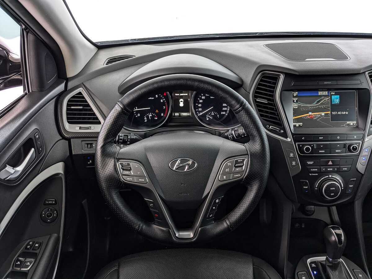 Hyundai Santa Fe 2017 года с пробегом. Фото: #17