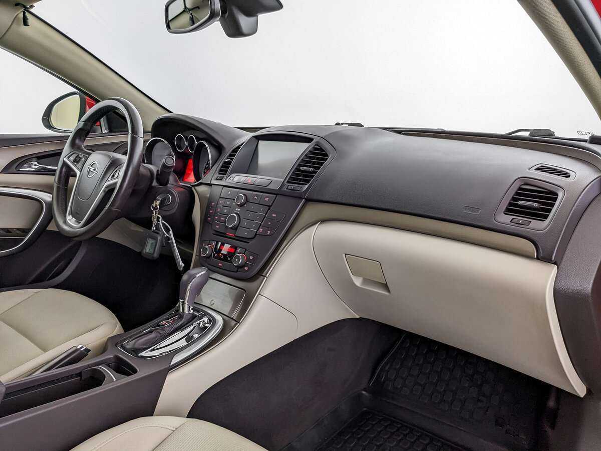 Opel Insignia 2012 года с пробегом. Фото: #8