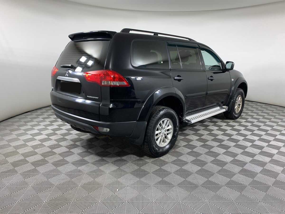 Mitsubishi Pajero Sport 2014 года с пробегом. Фото: #4