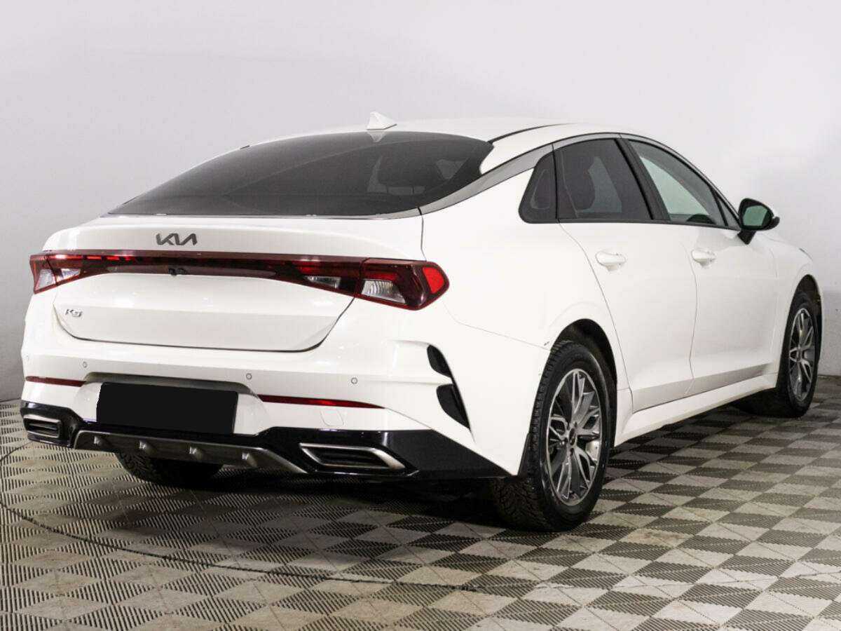 Kia K5 2022 года с пробегом. Фото: #4