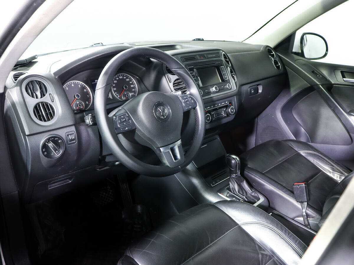 Volkswagen Tiguan 2012 года с пробегом. Фото: #11