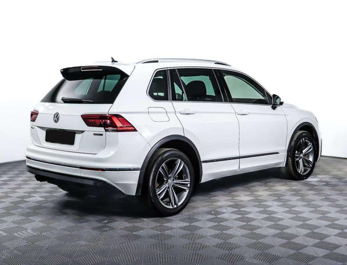 Volkswagen Tiguan 2018 года с пробегом. Фото: #4