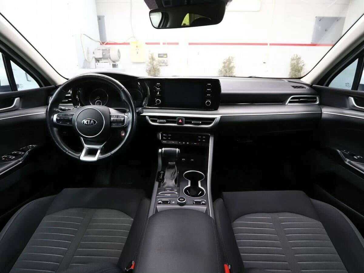 Kia K5 2021 года с пробегом. Фото: #15