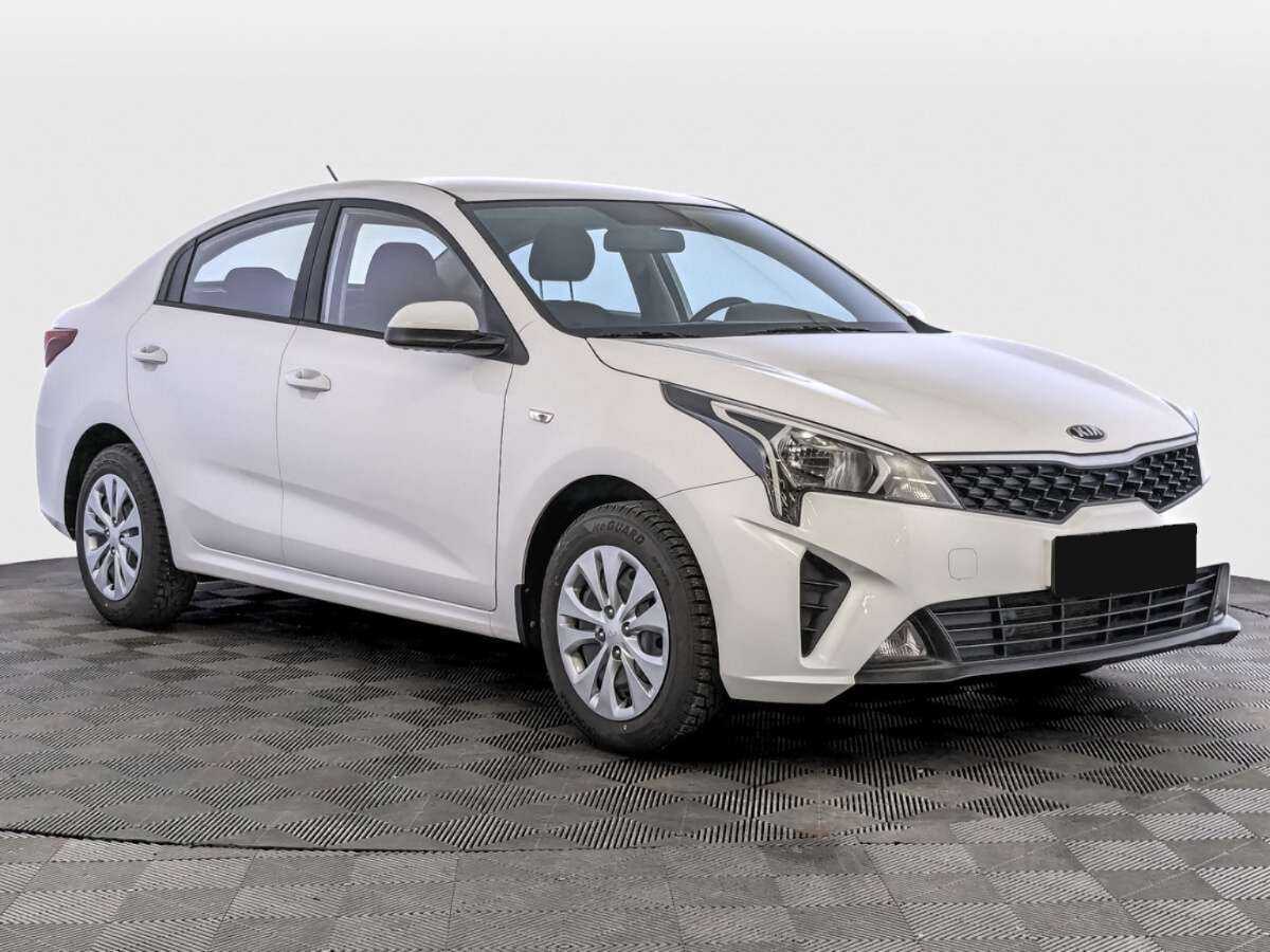 Kia Rio 2021 года с пробегом. Фото: #2