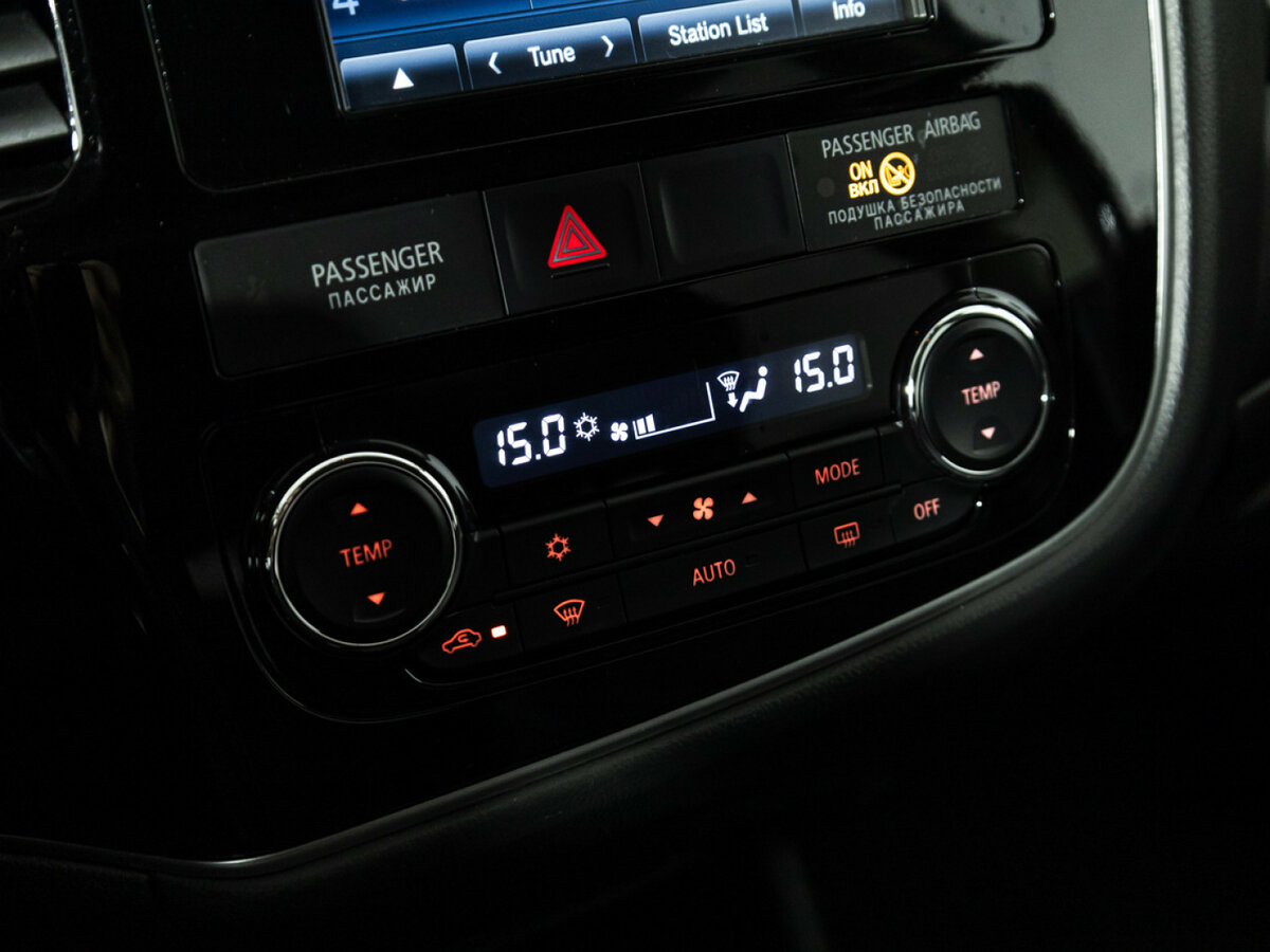Mitsubishi Outlander 2016 года с пробегом. Фото: #15