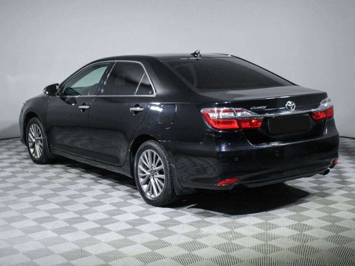 Toyota Camry 2018 года с пробегом. Фото: #6