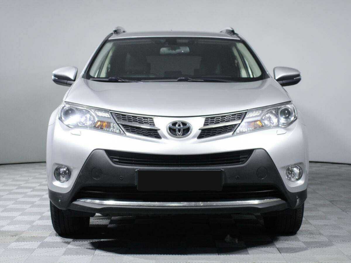 Toyota RAV4 2014 года с пробегом. Фото: #1