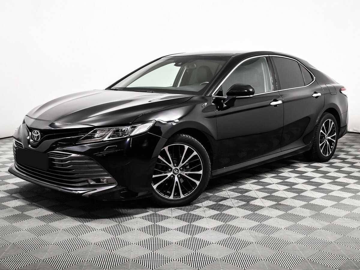Toyota Camry 2018 года с пробегом. Посмотреть фото
