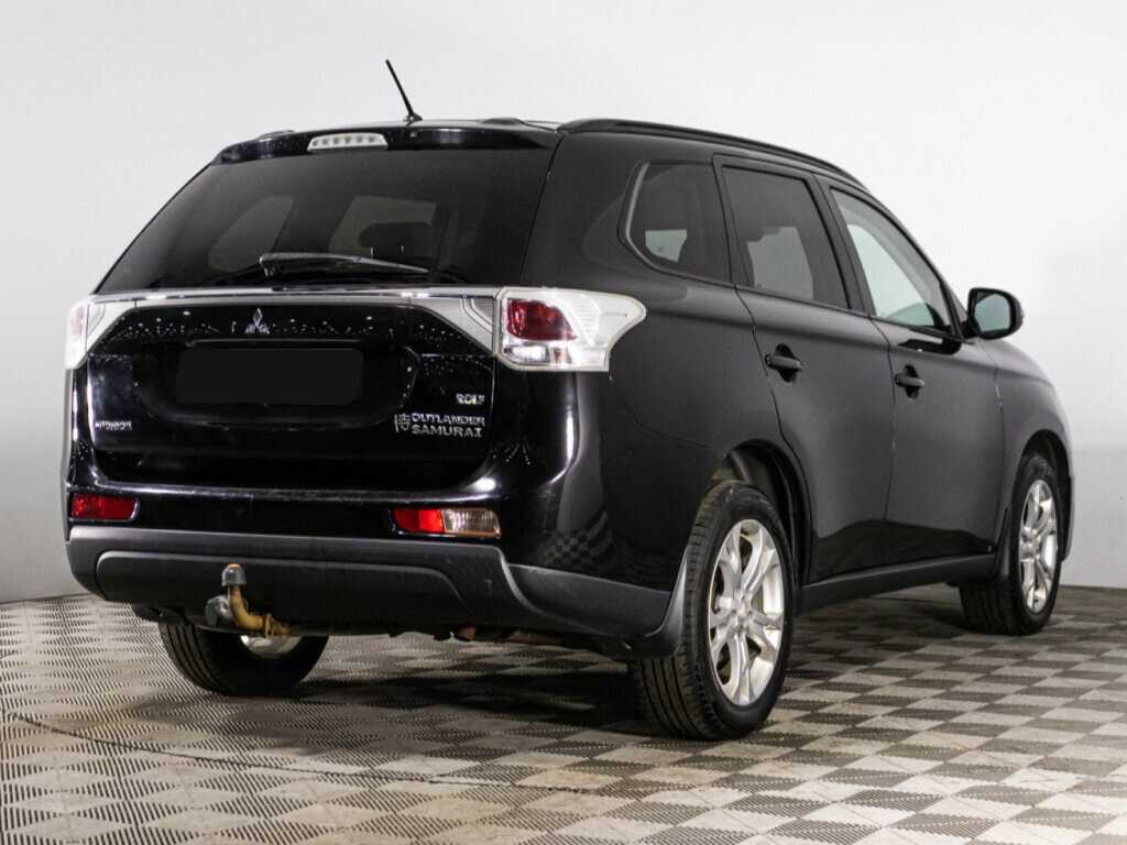 Mitsubishi Outlander 2013 года с пробегом. Фото: #4