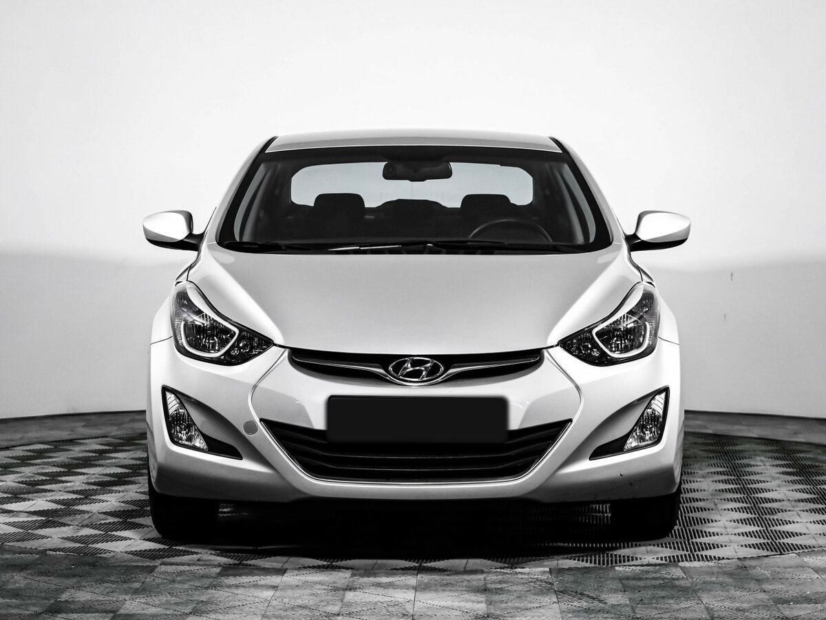 Hyundai Elantra 2015 года с пробегом. Фото: #1