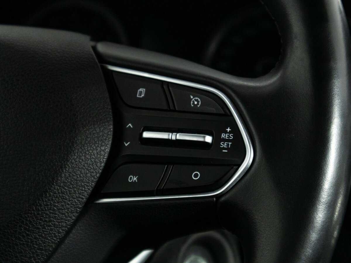 Hyundai Santa Fe 2019 года с пробегом. Фото: #16