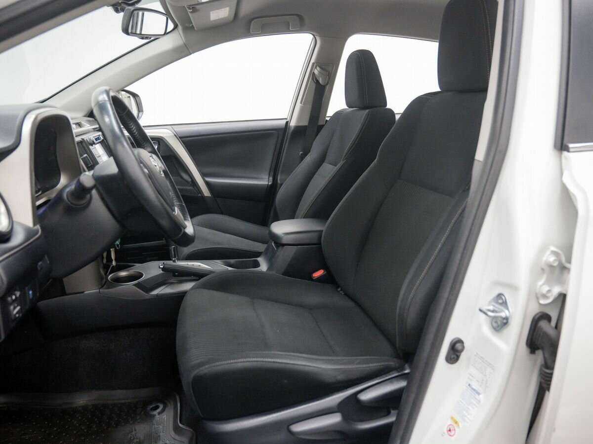 Toyota RAV4 2014 года с пробегом. Фото: #13