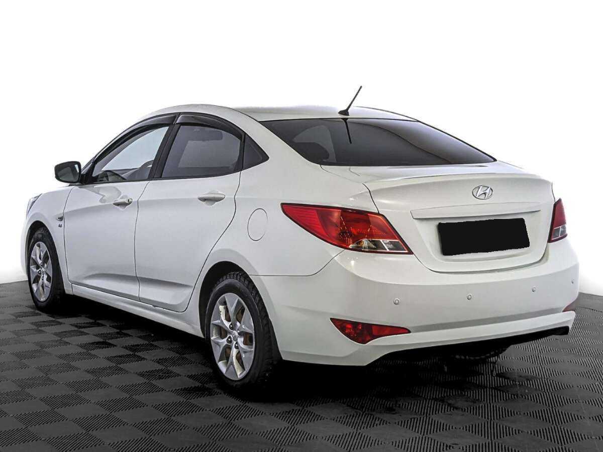 Hyundai Solaris 2015 года с пробегом. Фото: #4