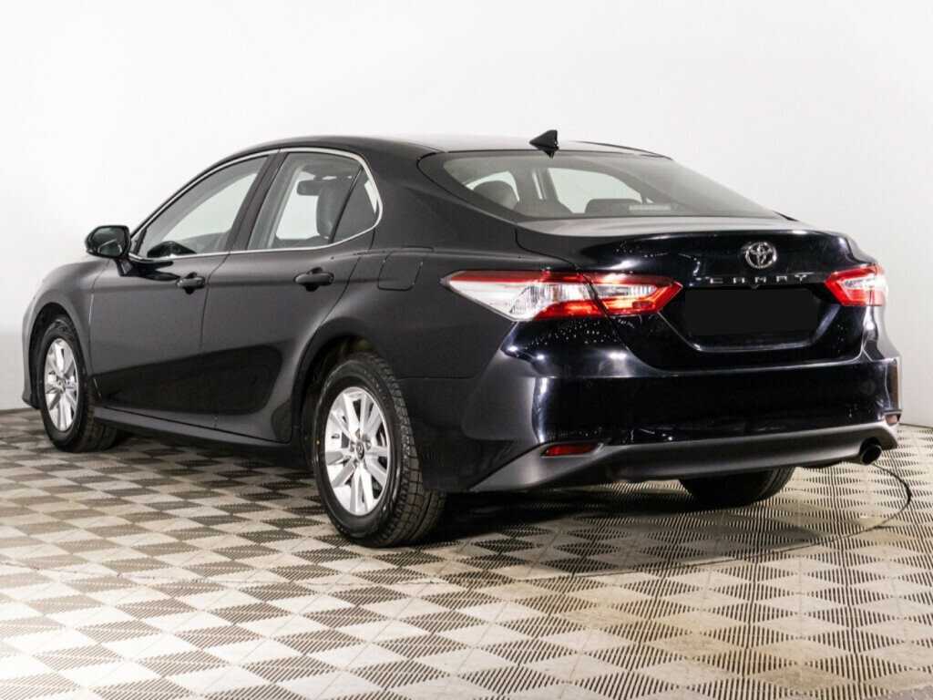 Toyota Camry 2018 года с пробегом. Фото: #6