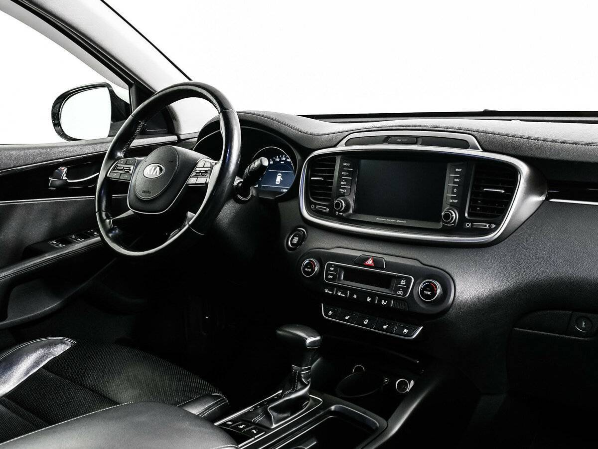 Kia Sorento 2018 года с пробегом. Фото: #8