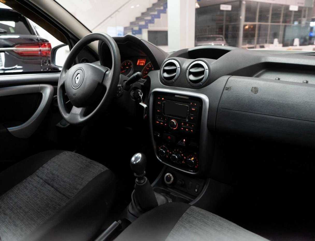 Renault Duster 2013 года с пробегом. Фото: #16
