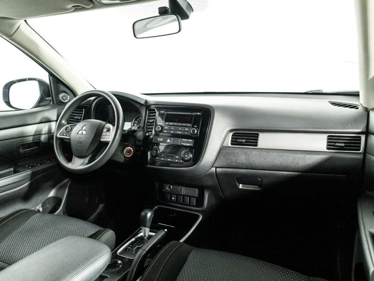Mitsubishi Outlander 2018 года с пробегом. Фото: #8