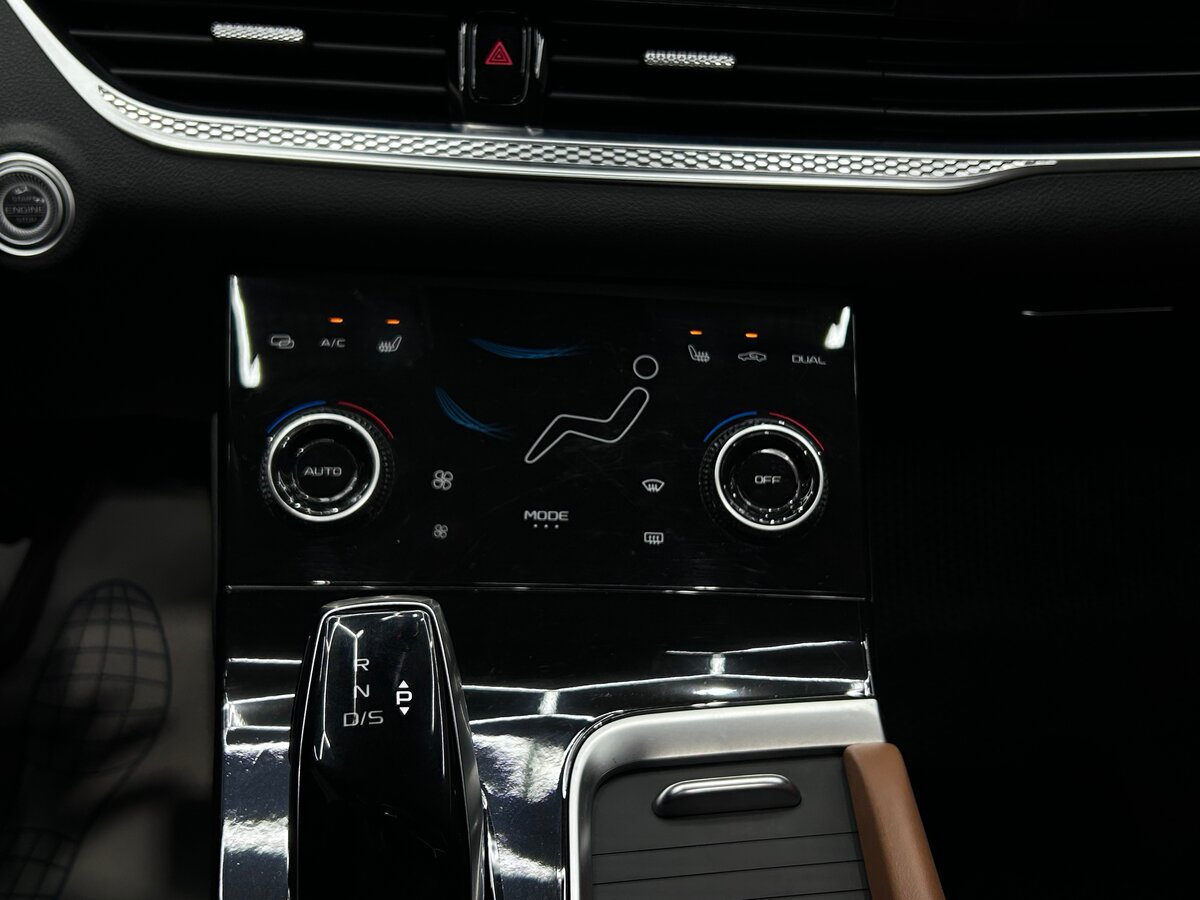 FAW Bestune B70 2023 года с пробегом. Фото: #16