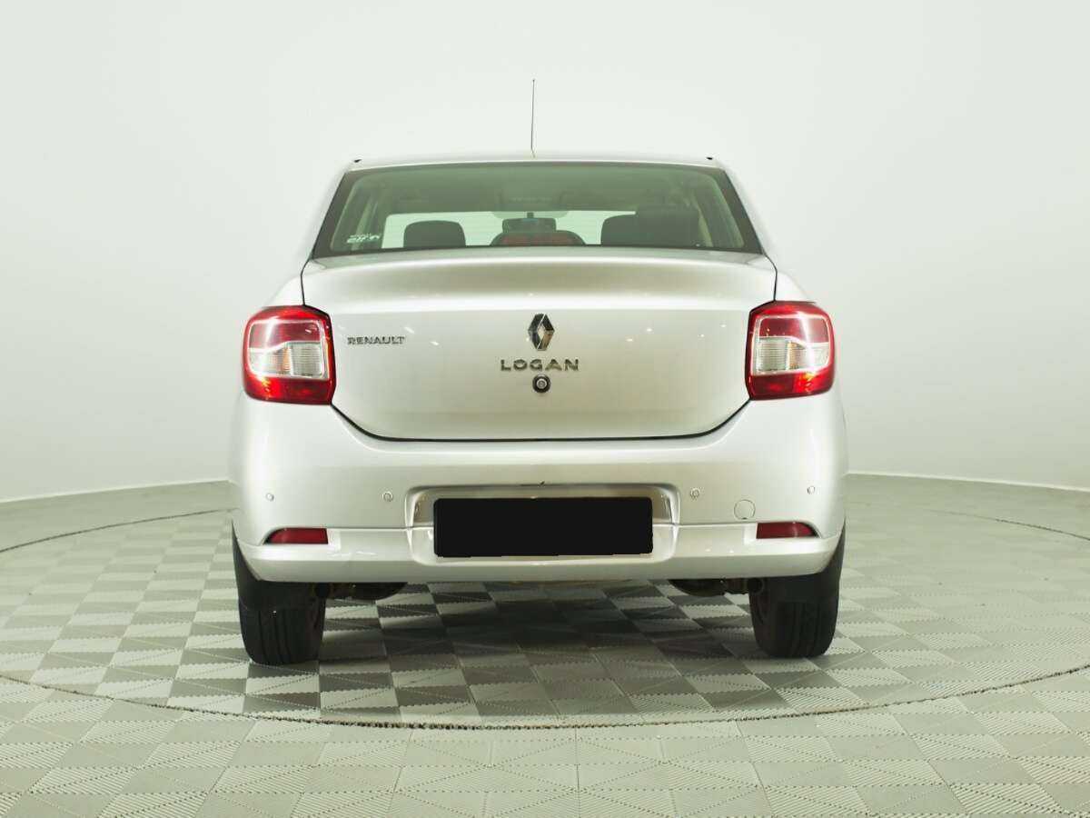 Renault Logan 2015 года с пробегом. Фото: #4