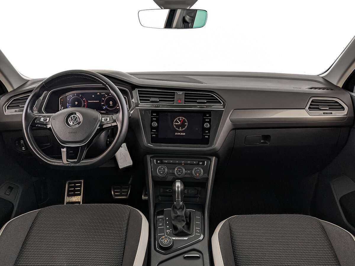 Volkswagen Tiguan 2019 года с пробегом. Фото: #12