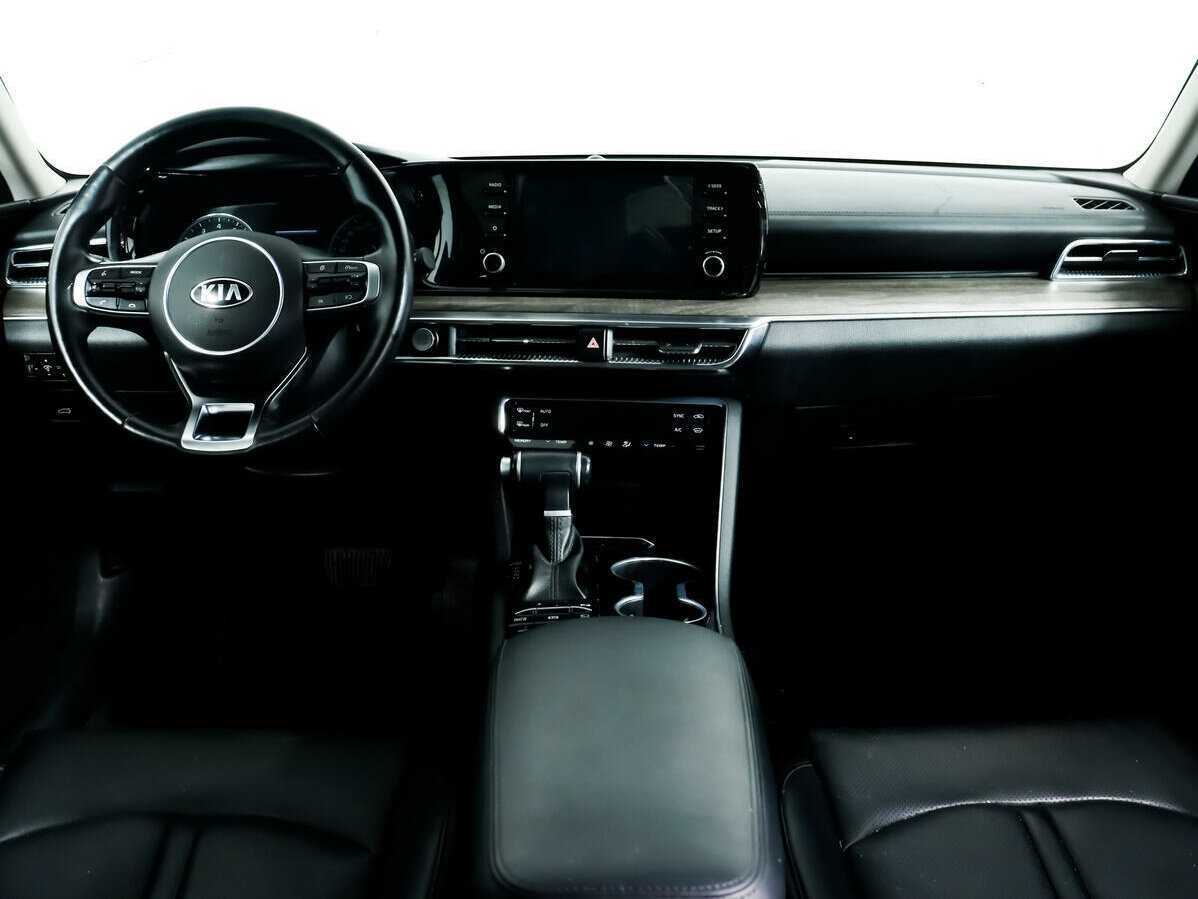 Kia K5 2020 года с пробегом. Фото: #10
